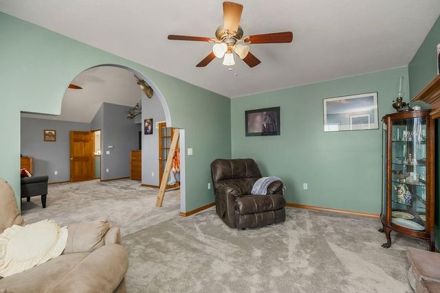 7086 SW Crystal Lane, Trimble, MO 64492