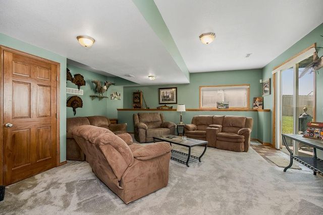 7086 SW Crystal Lane, Trimble, MO 64492