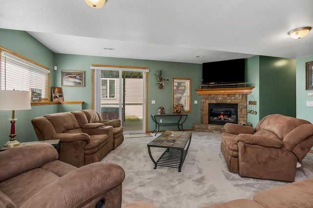 7086 SW Crystal Lane, Trimble, MO 64492