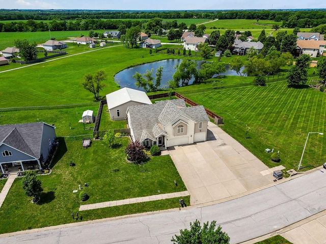 7086 SW Crystal Lane, Trimble, MO 64492