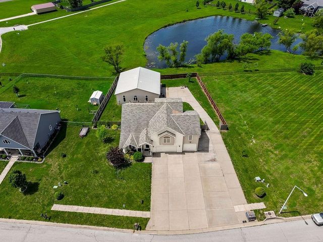 7086 SW Crystal Lane, Trimble, MO 64492
