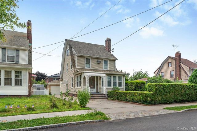 251-47 42nd Avenue, Little Neck, NY 11363