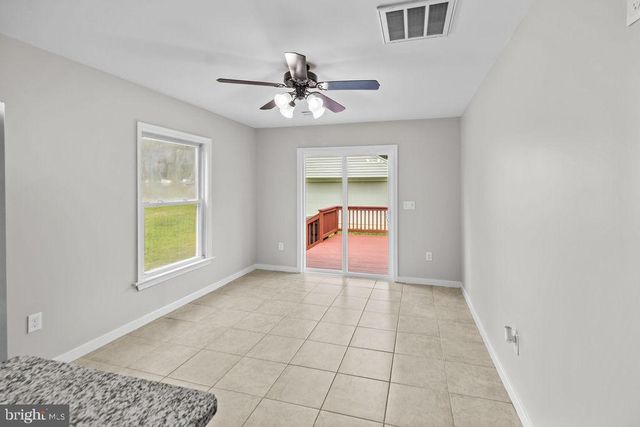124 YORKTOWN DR, Ruther Glen, VA 22546