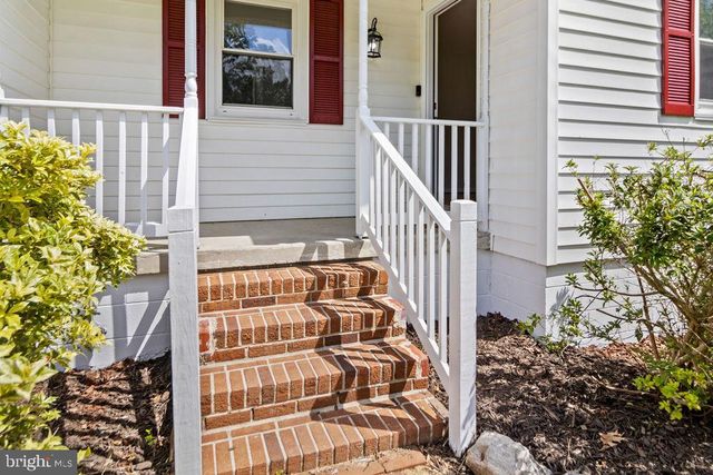 124 YORKTOWN DR, Ruther Glen, VA 22546