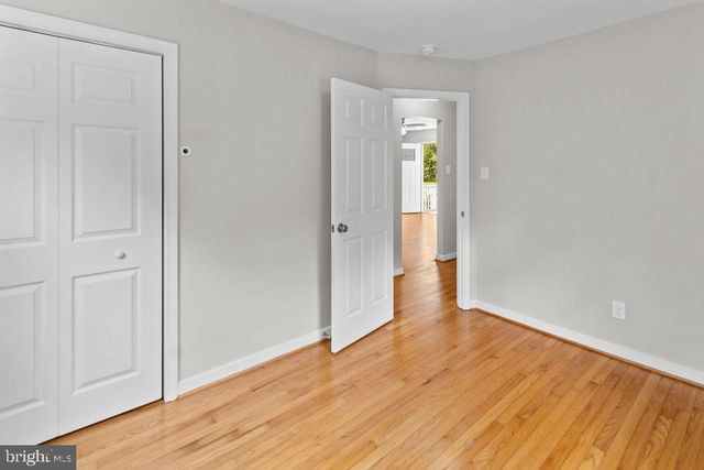 124 YORKTOWN DR, Ruther Glen, VA 22546