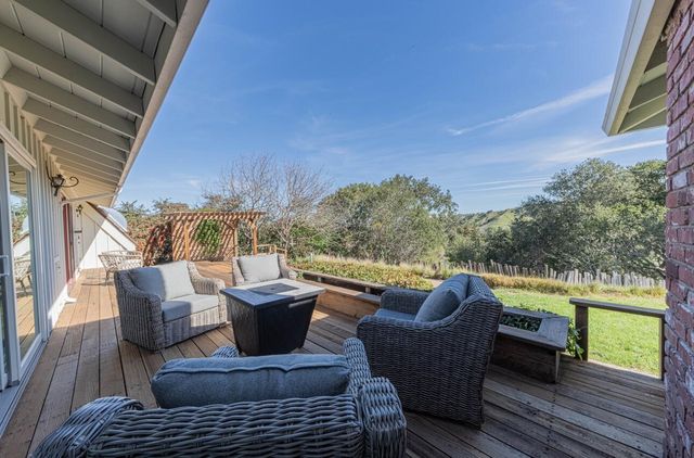 12 Mesa Del Sol, Salinas, CA 93908