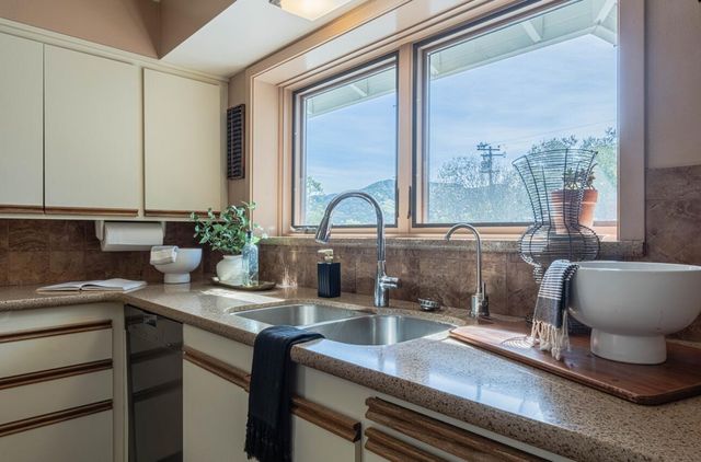 12 Mesa Del Sol, Salinas, CA 93908