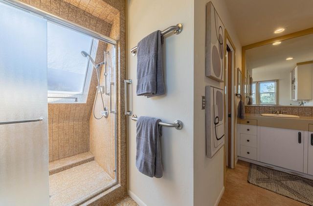 12 Mesa Del Sol, Salinas, CA 93908