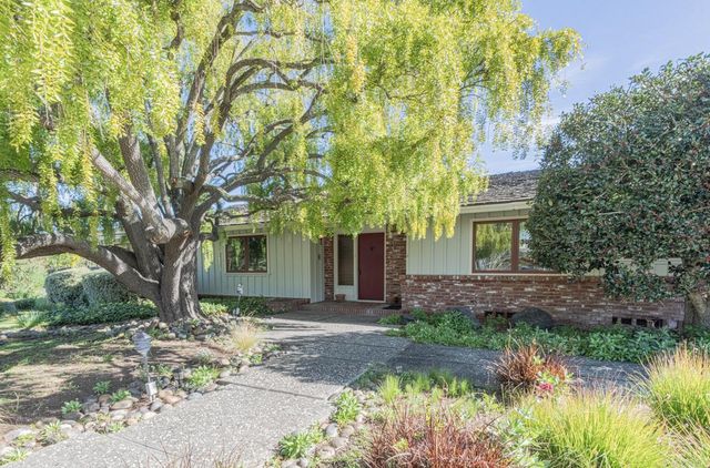 12 Mesa Del Sol, Salinas, CA 93908