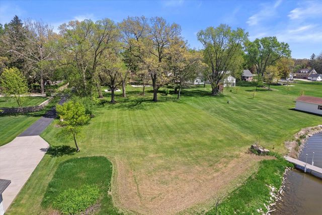 2320 S Riverside ROAD, Beloit, WI 53511