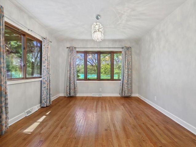 2320 S Riverside ROAD, Beloit, WI 53511