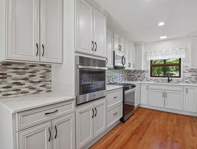 2320 S Riverside ROAD, Beloit, WI 53511