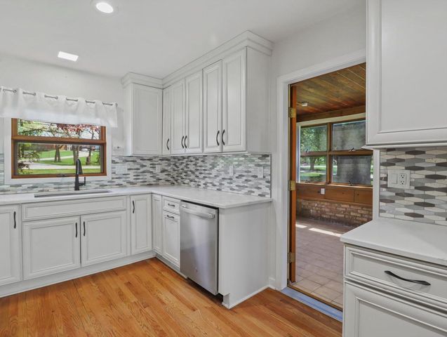 2320 S Riverside ROAD, Beloit, WI 53511