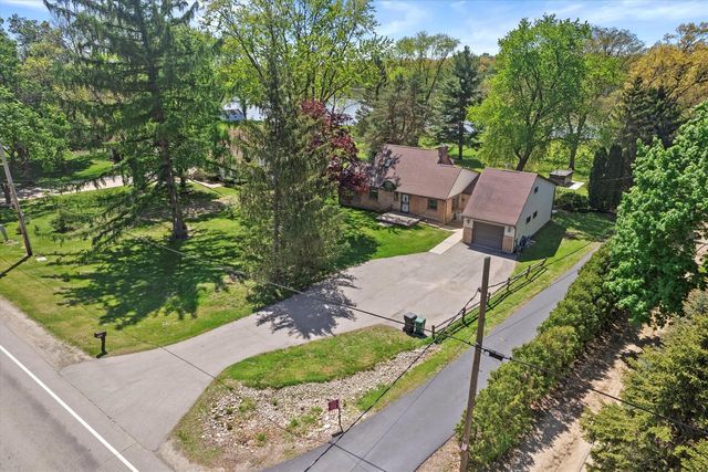 2320 S Riverside ROAD, Beloit, WI 53511