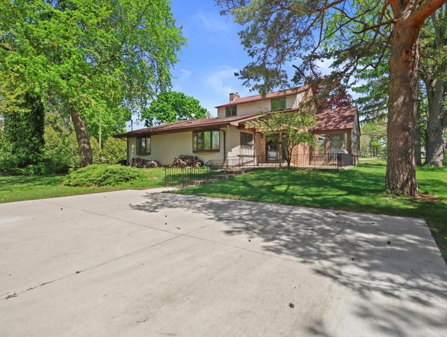 2320 S Riverside ROAD, Beloit, WI 53511