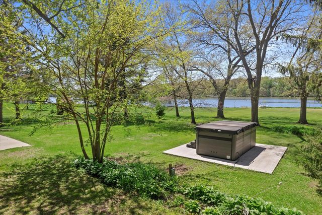 2320 S Riverside ROAD, Beloit, WI 53511