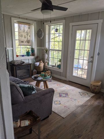 115 Hinshaw Ln, Cowan, TN 37318