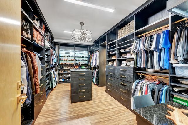 609 Poinciana Drive, Fort Lauderdale, FL 33301