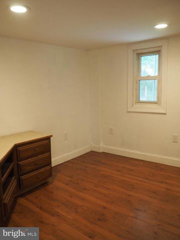 606 S MOUNTAIN RD, Dillsburg, PA 17019