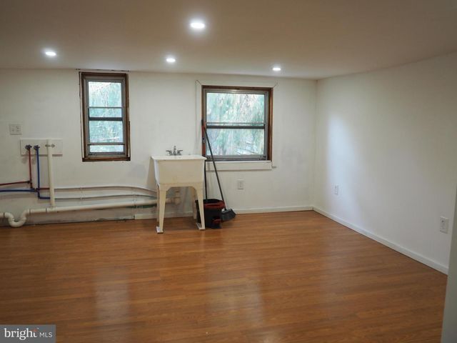 606 S MOUNTAIN RD, Dillsburg, PA 17019