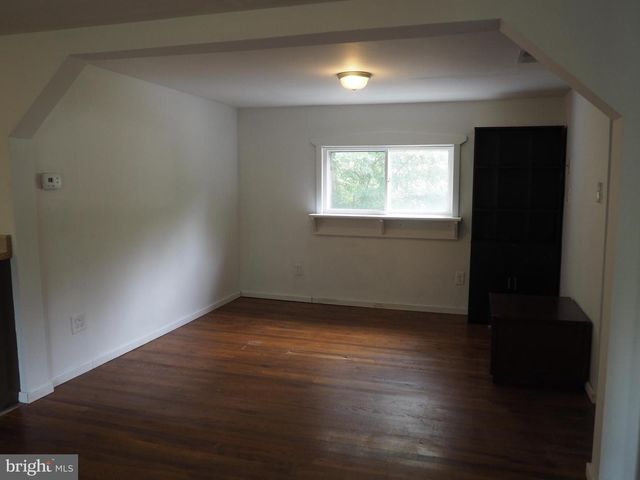 606 S MOUNTAIN RD, Dillsburg, PA 17019