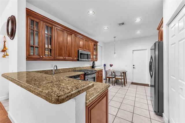 1059 Golden Cane Drive, Weston, FL 33327