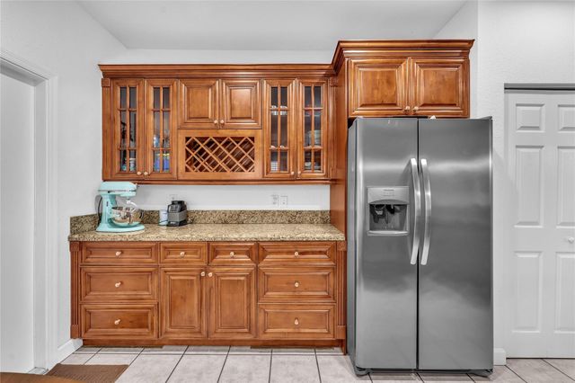 1059 Golden Cane Drive, Weston, FL 33327