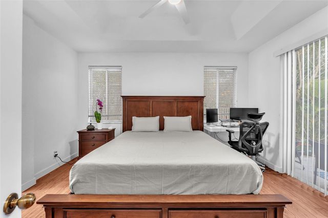 1059 Golden Cane Drive, Weston, FL 33327