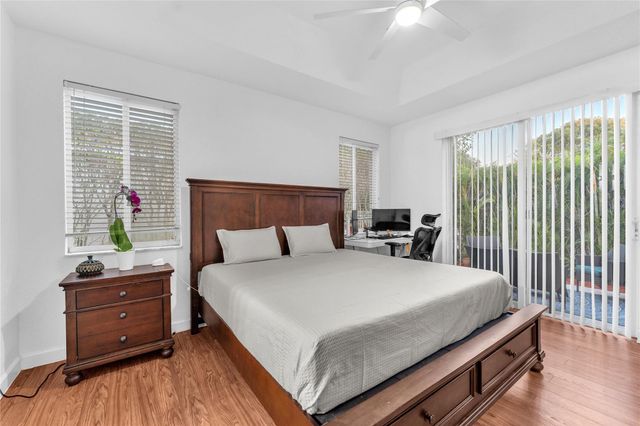 1059 Golden Cane Drive, Weston, FL 33327