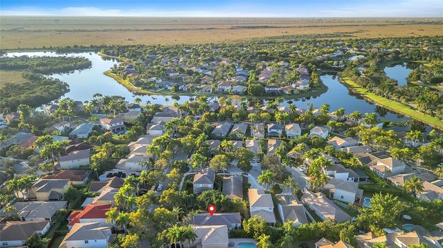 1059 Golden Cane Drive, Weston, FL 33327