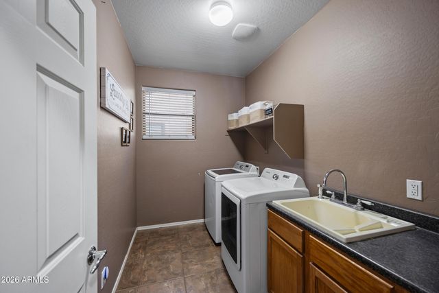 19925 E THORNTON Road, Queen Creek, AZ 85142