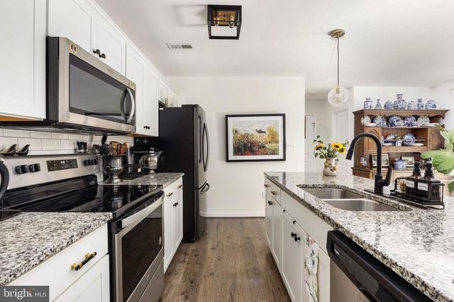333 CARDINAL RD, Louisa, VA 23093