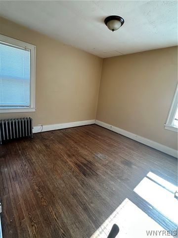 43 Hawthorne Avenue, Tonawanda, NY 14223
