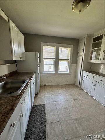 43 Hawthorne Avenue, Tonawanda, NY 14223