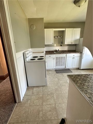 43 Hawthorne Avenue, Tonawanda, NY 14223
