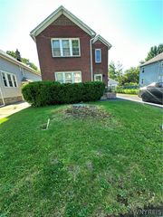 43 Hawthorne Avenue, Tonawanda, NY 14223