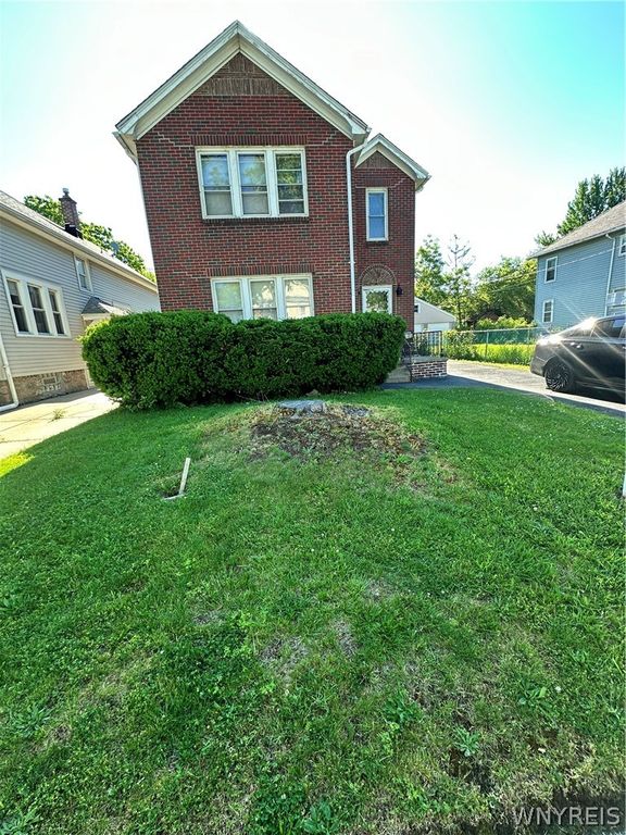 43 Hawthorne Avenue, Tonawanda, NY 14223