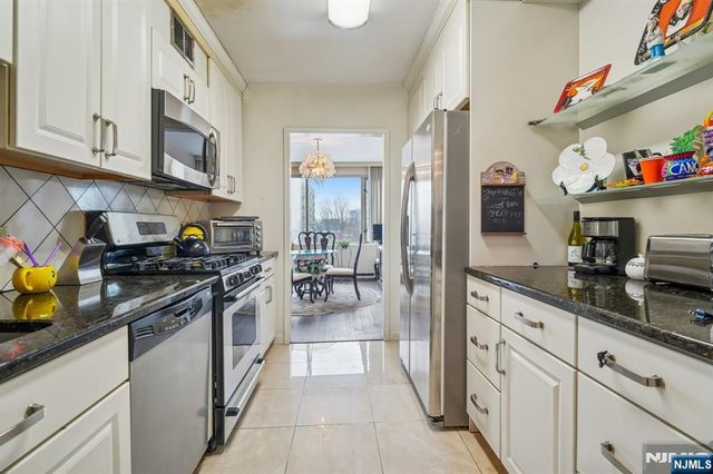 5 Horizon Road 403, Fort Lee, NJ 07024