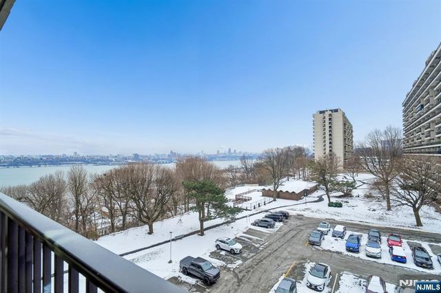 5 Horizon Road 403, Fort Lee, NJ 07024