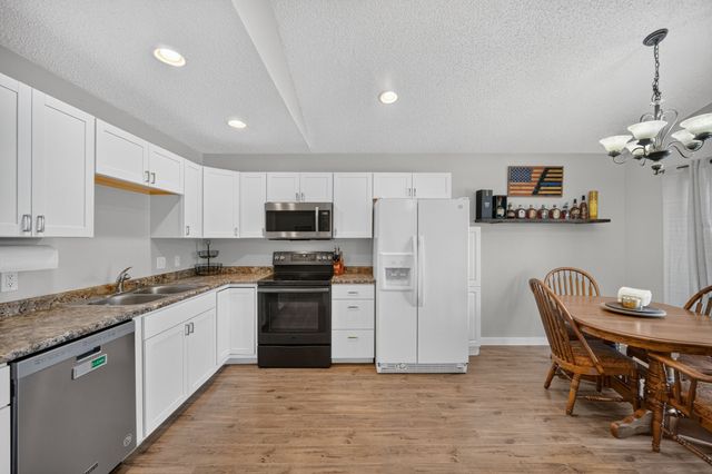 500 John Goodhue Drive, Carlisle, IA 50047