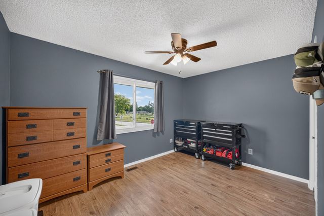 500 John Goodhue Drive, Carlisle, IA 50047