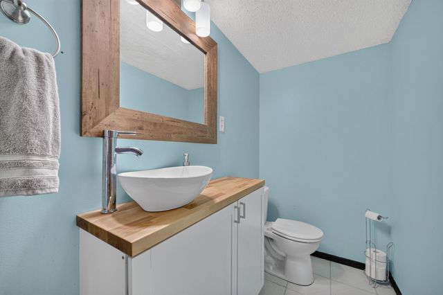 500 John Goodhue Drive, Carlisle, IA 50047