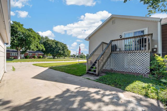 500 John Goodhue Drive, Carlisle, IA 50047