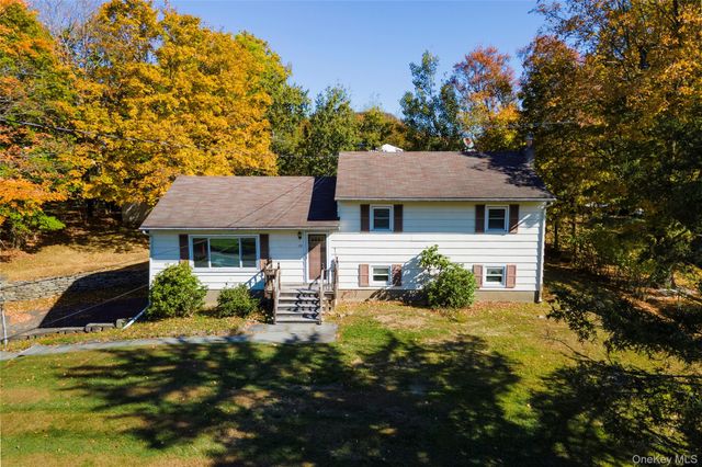 172 Ridge Road, Highland Mills, NY 10930