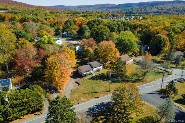 172 Ridge Road, Highland Mills, NY 10930