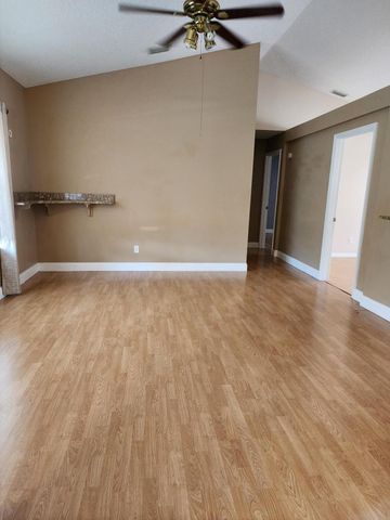 2153 Royal Poinciana Boulevard, Melbourne, FL 32935