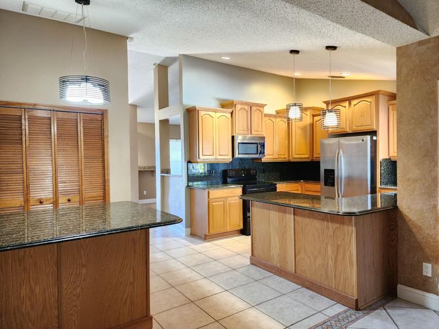 2153 Royal Poinciana Boulevard, Melbourne, FL 32935