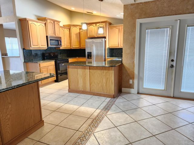 2153 Royal Poinciana Boulevard, Melbourne, FL 32935