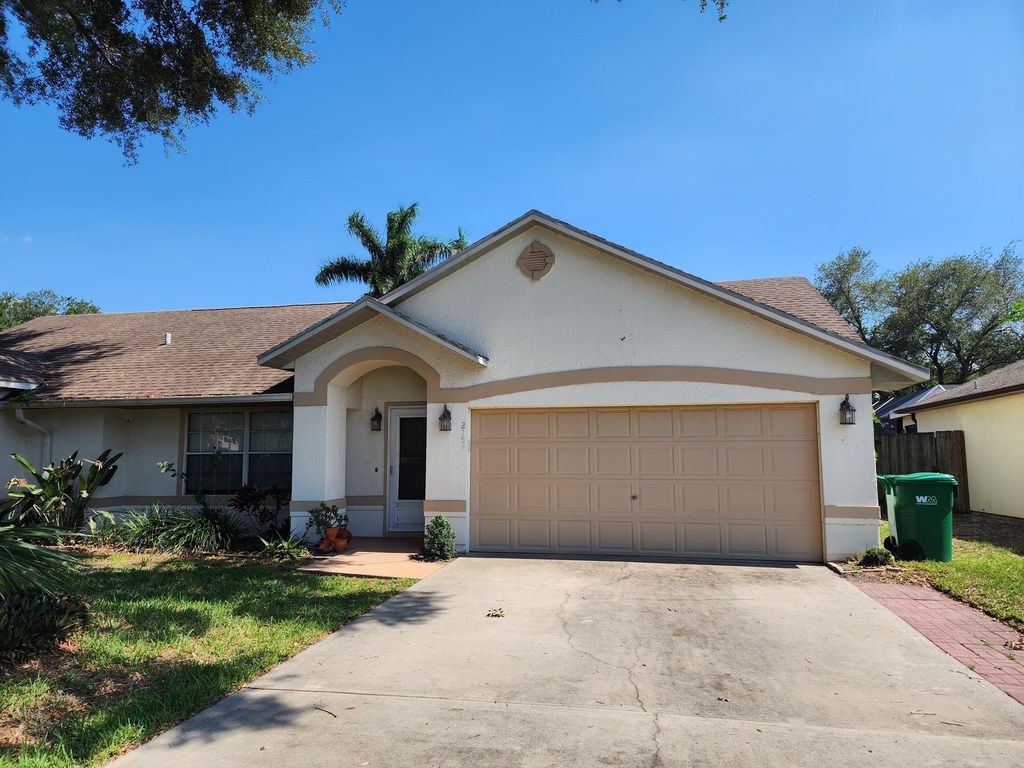 2153 Royal Poinciana Boulevard, Melbourne, FL 32935