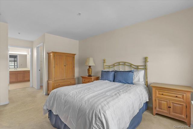 312 Sutton Drive 312, Mount Kisco, NY 10549